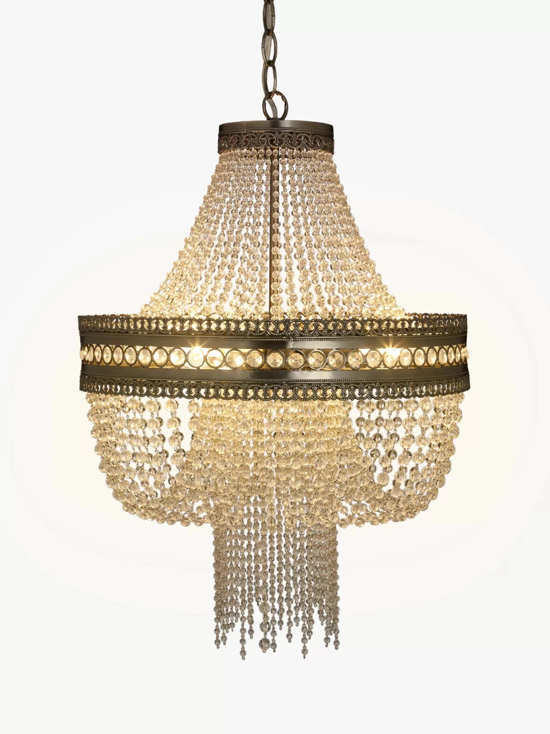 Chandeliers: Make a Statement with Stunning Lighting