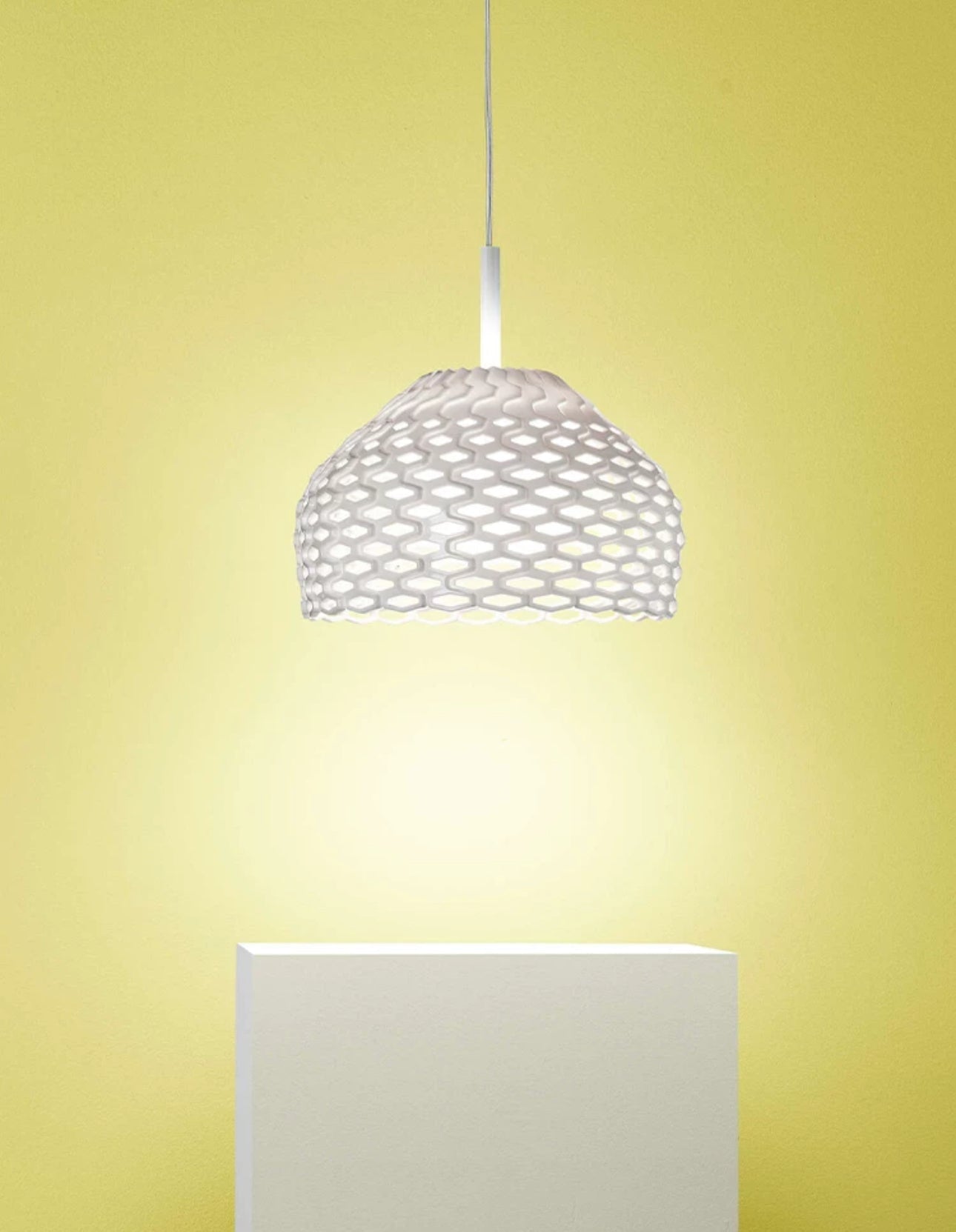 Honeycomb Pendant Light ?? Modern Industrial Ceiling Lamp for Living Room and Kitchen - Lamps