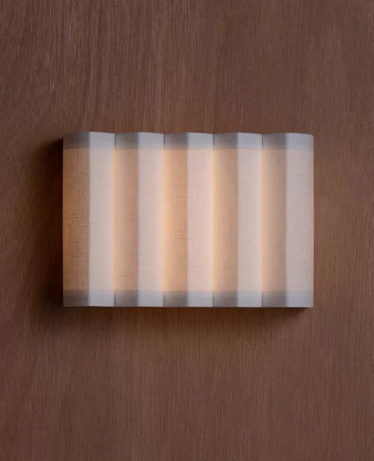Japandi Wall Lamp - Wave Design Warm Light Iron And Fabric 25cm x 18cm Csa Ul Listed Ce - Minimalist Lamps