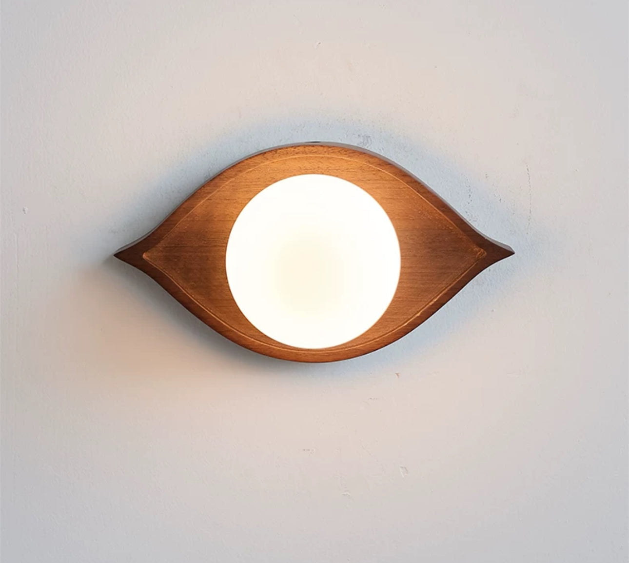 Japandi Walnut Wood Wall Lamp | Eye Shaped | Warm Led Lighting - Sconces