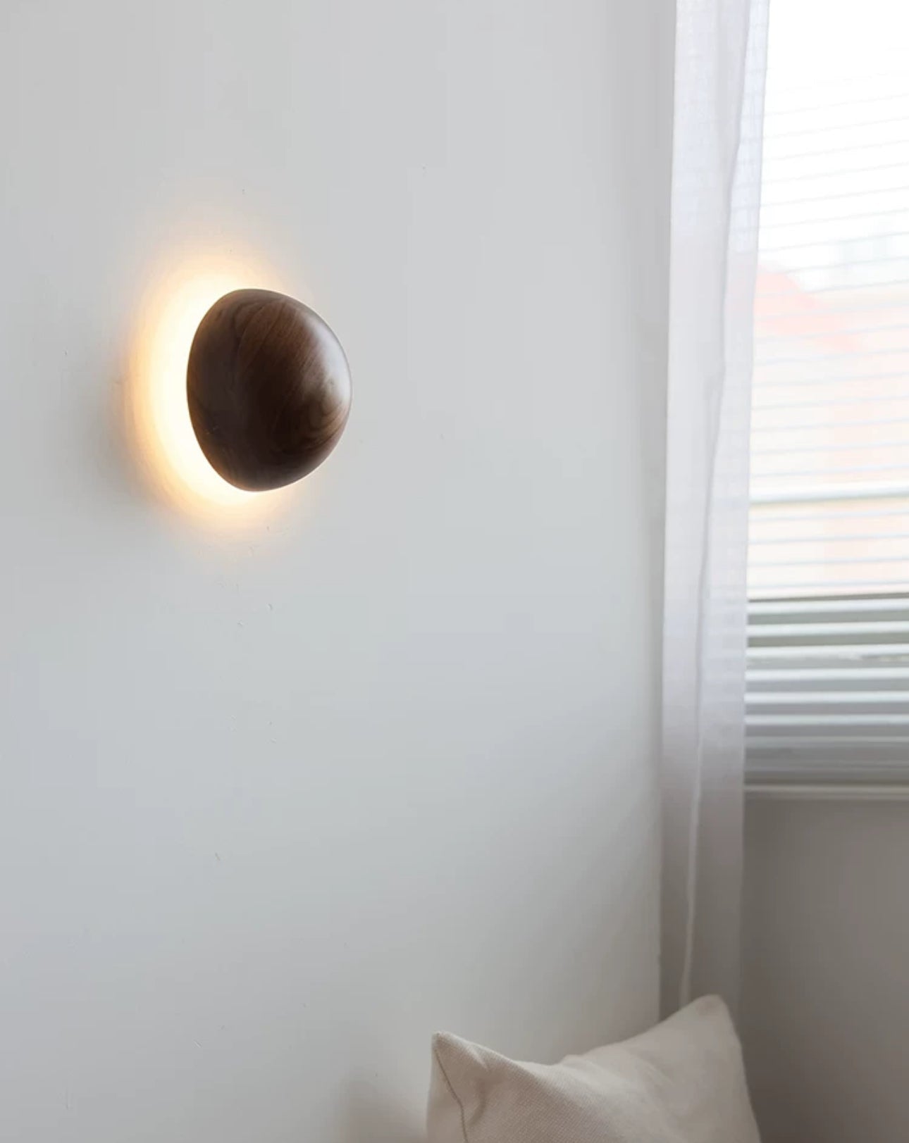 Round Walnut Dome Wall Lamp - 15 Cm Diameter Japandi Style - Minimalist Lamps